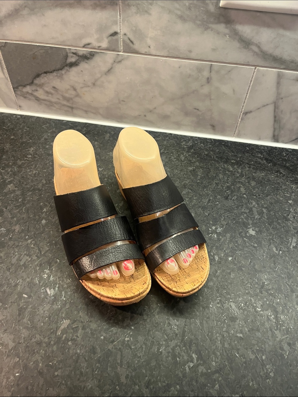 LADIES Gently Worn KORKS EASE SANDALS ..